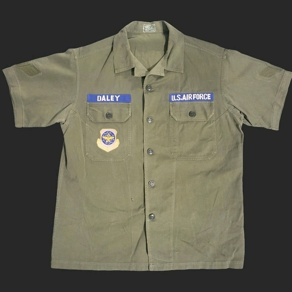 Vintage Vietnam War OG-107 Shirt  Made in Tokyo 44 Chest 1960s USAF